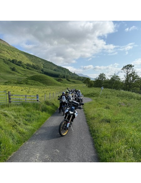 TOUR ESCOCIA (ON-ROAD)