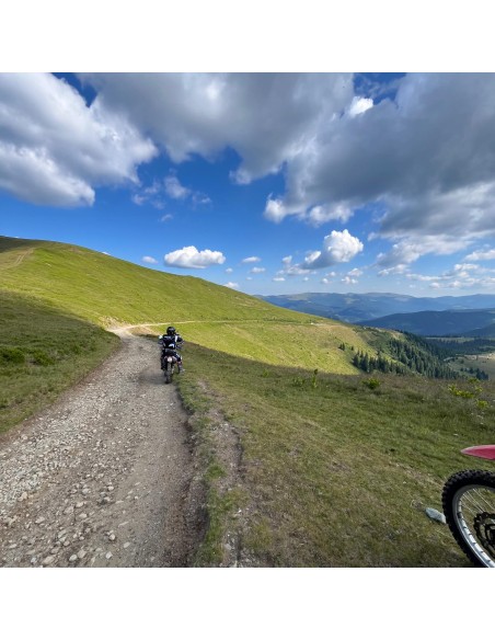 TOUR RUMANIA EN MOTO TRAIL