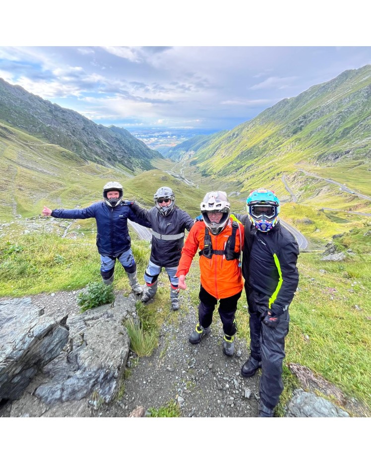 TOUR RUMANIA EN MOTO TRAIL