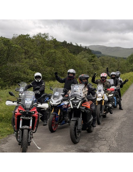 TOUR ESCOCIA (ON-ROAD)