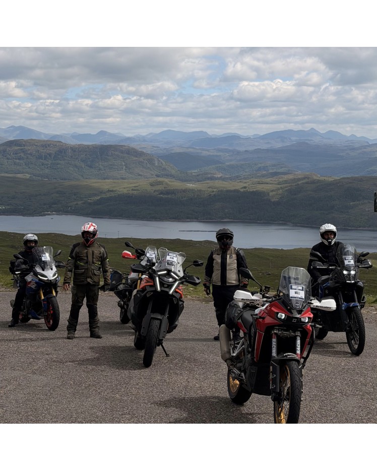 TOUR ESCOCIA (ON-ROAD)