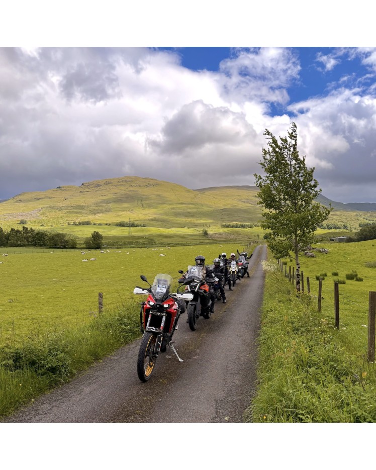 TOUR ESCOCIA (ON-ROAD)